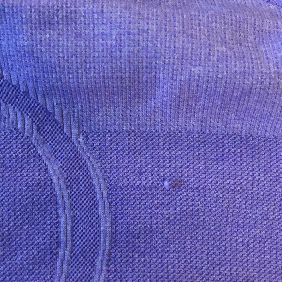 Lululemon Workout Top - Size 6 - Picture 2 of 4